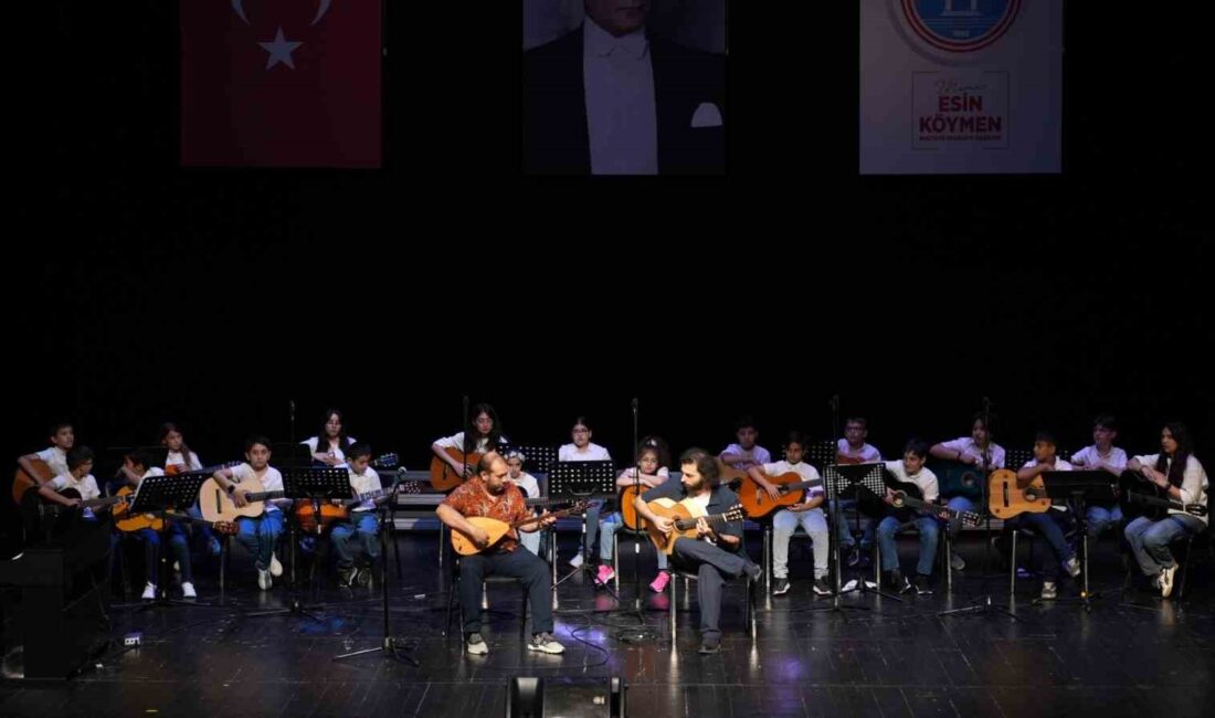 Maltepe’de yıl sonu sanat etkinliği coşkuyla gerçekleşti! Sanat dolu anlar