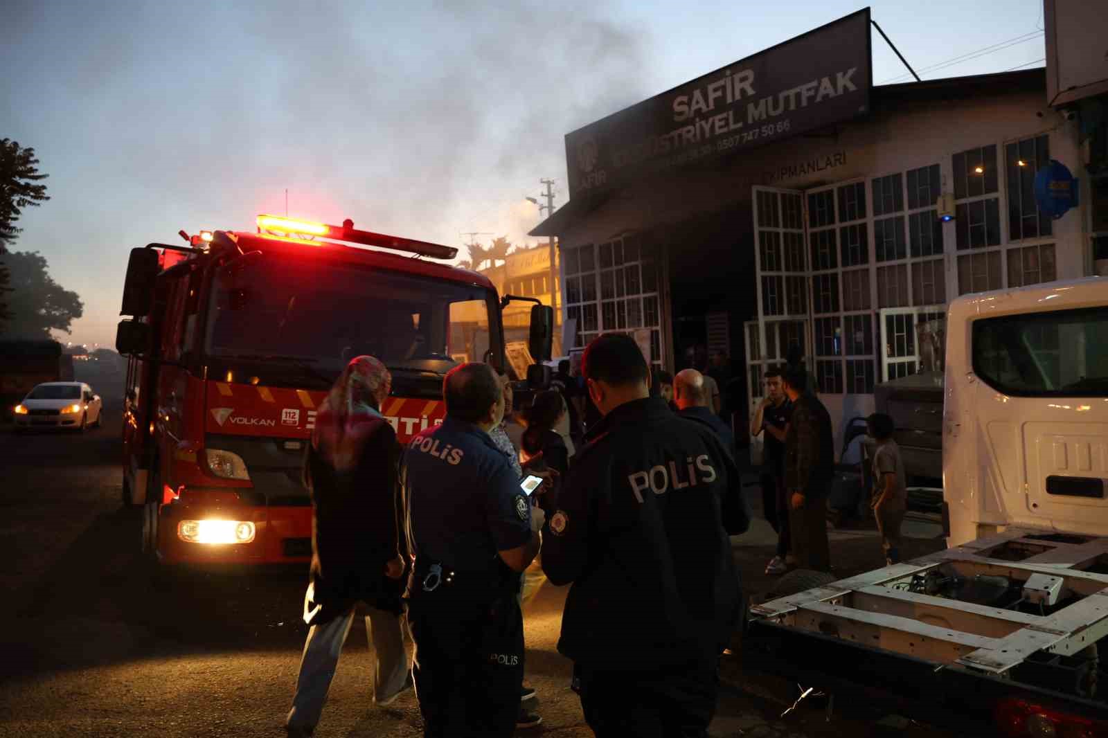 İtfaiye ve Güvenlik Güçlerinin Müdahalesi