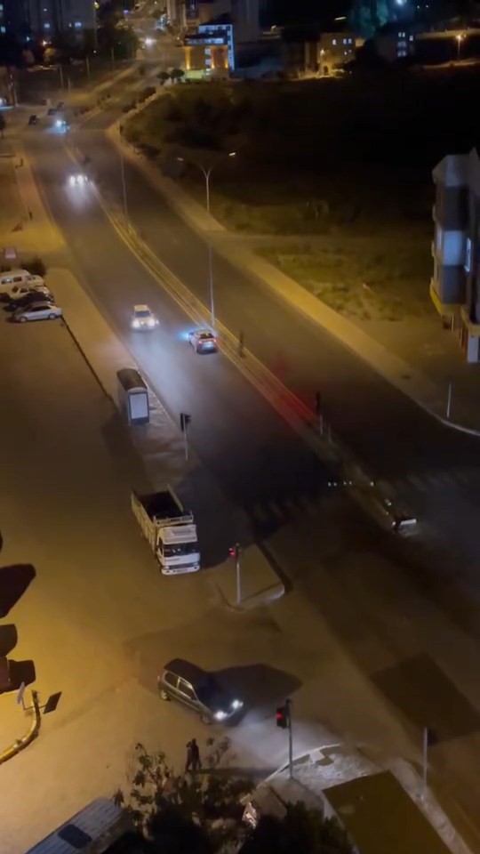 İzleyenlerin ve Güvenlik Kameralarının Kaydettiği Anlar