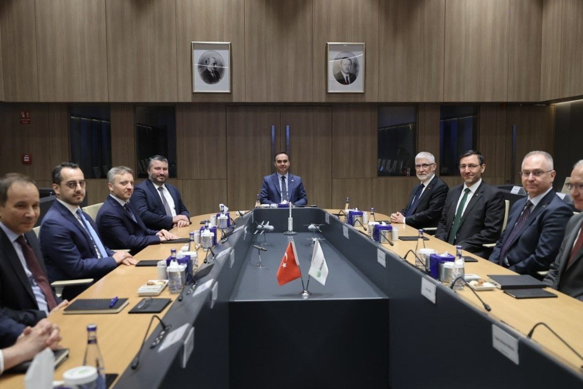 Sanayi ve Teknoloji Bakanı Mehmet Fatih Kacır’dan Roketsan’a Ziyaret