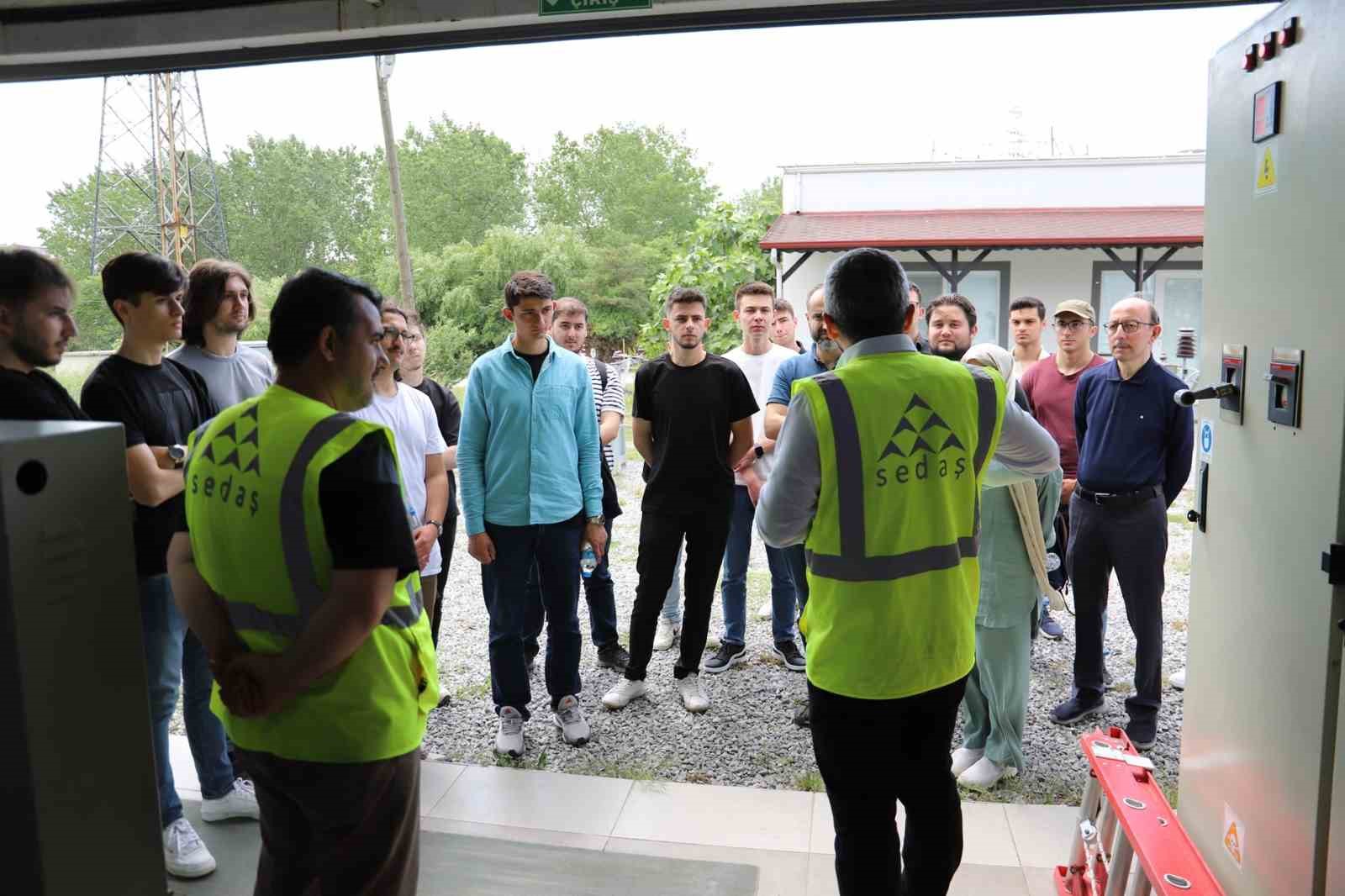 SEDAŞ ve SUBÜ Öğrencileri Teknik Eğitim Merkezi'nde Bir Araya Geldi