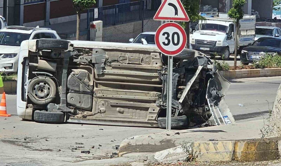 Şırnak'ta meydana gelen trafik kazasında 2 kişi yaralandı. Detaylar ve