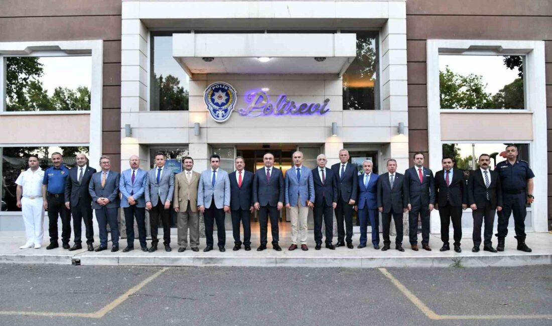 Tekirdağ'da düzenlenen kaymakamlara veda programıyla, güzel anılar ve dualarla yeni
