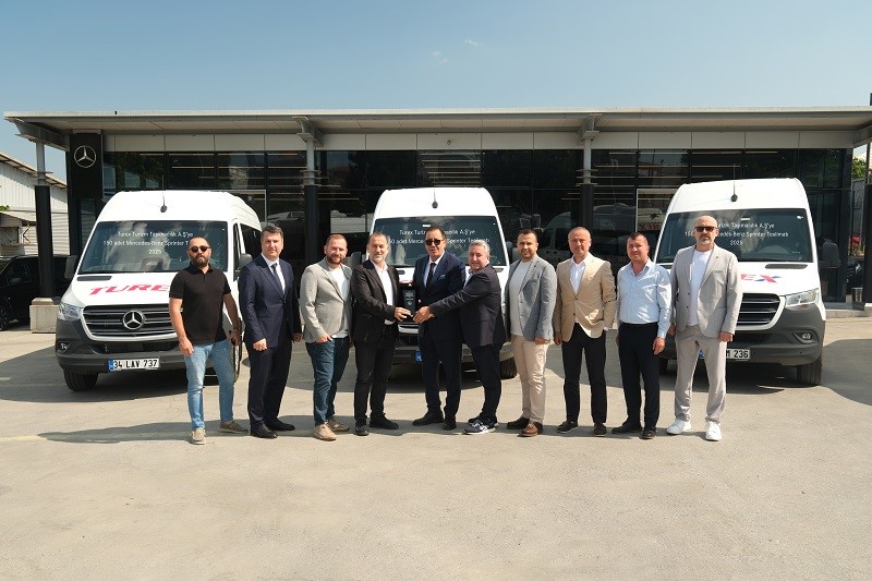 Mercedes-Benz Sprinter ile Filolarını Yeniden Yükleyen Turex Turizm