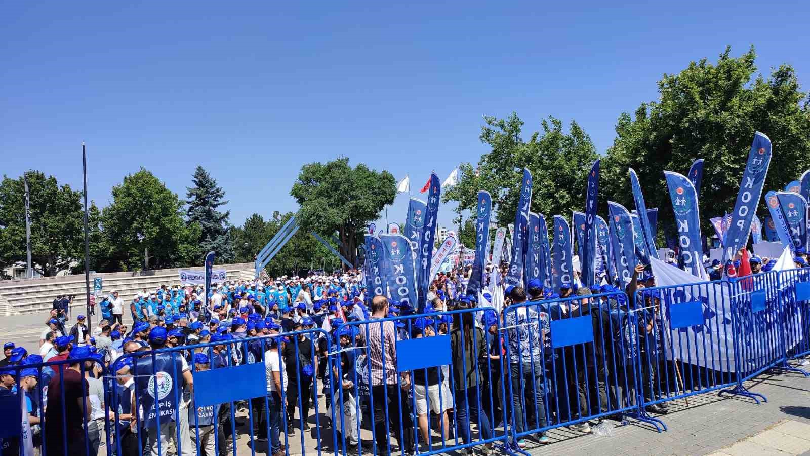 İşçi Hakları ve Sendikaların Tutumu