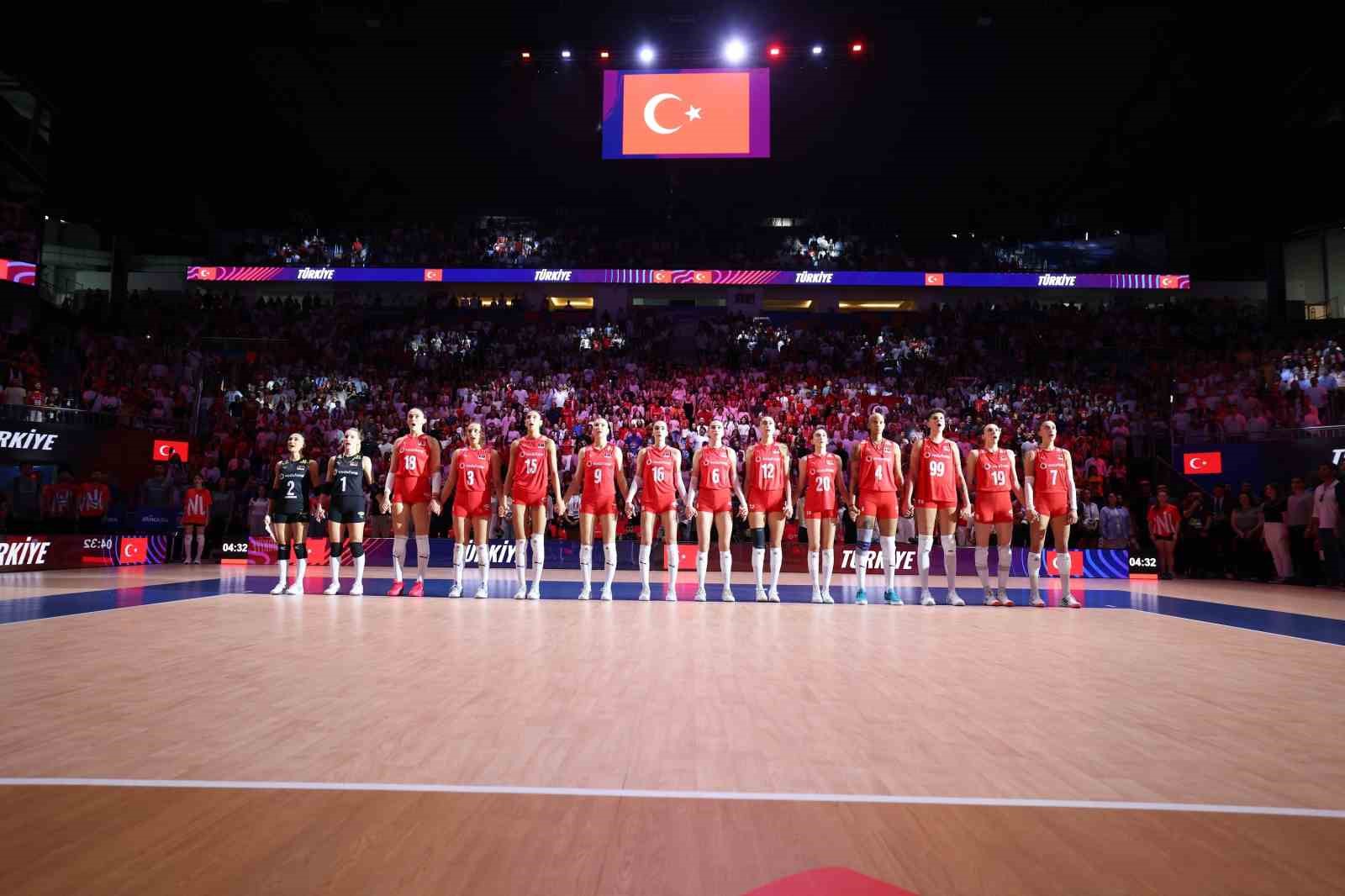 Maç Detayları ve Hakemler