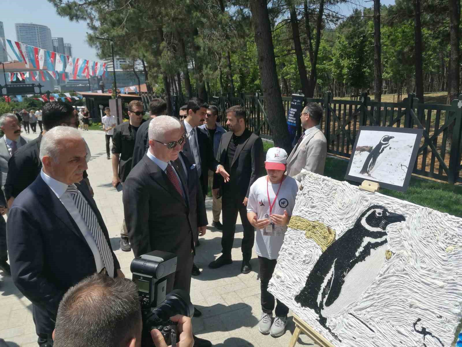 Açılış ve Katılımcılar