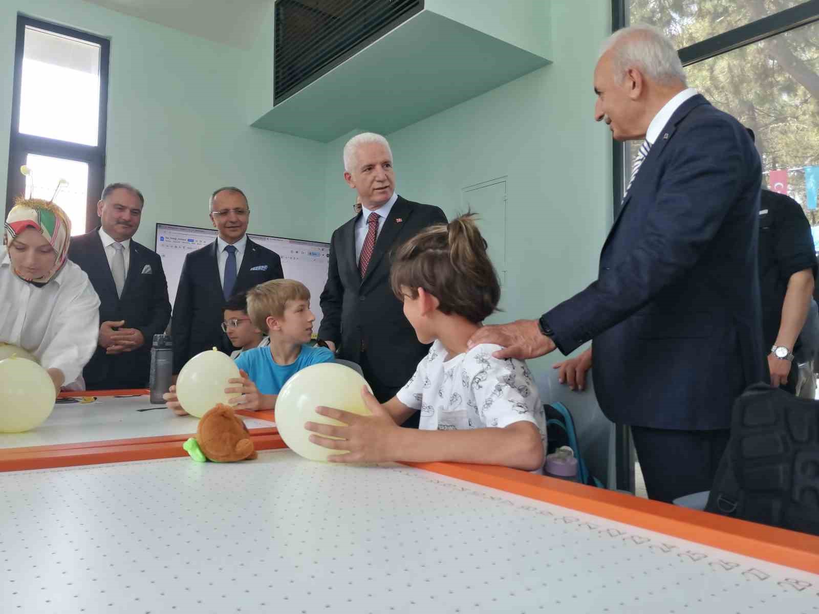 Başkan ve Valinin Mesajları
