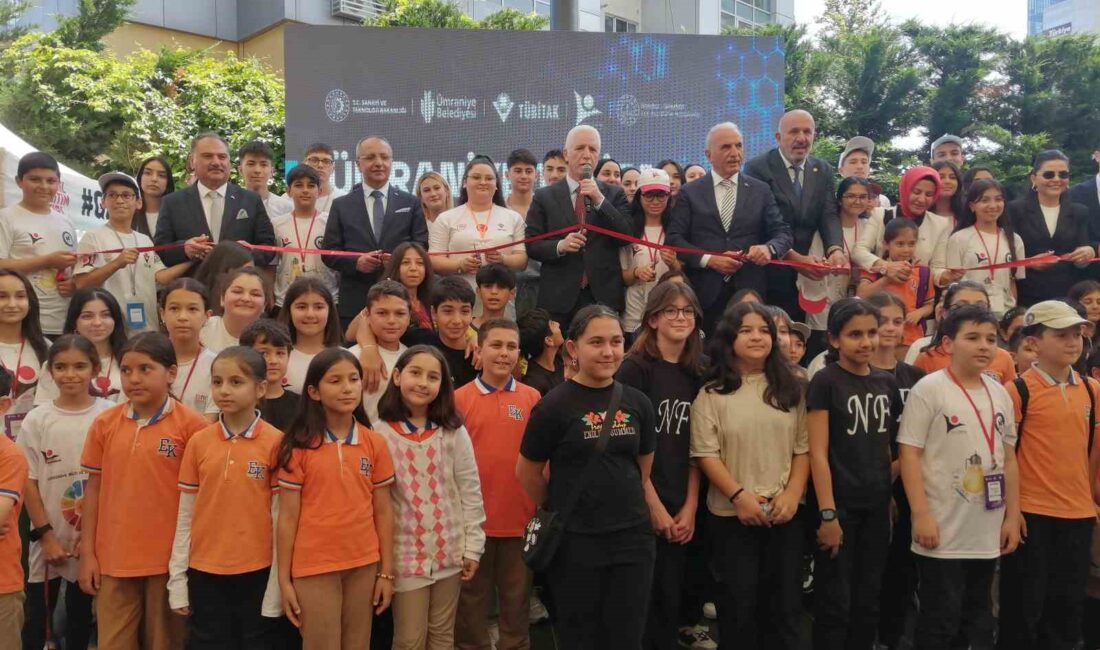 Ümraniye’de gerçekleşen Bilim Fuarı'nda eğlenceli etkinlikler ve ilgi çekici gösterilerle