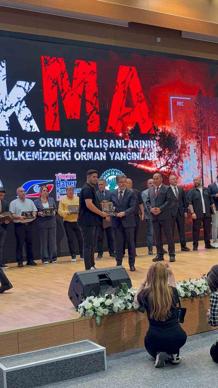 ‘yakMA’ Kitabının Tanıtımı ve Anlamlı Plaket Töreni