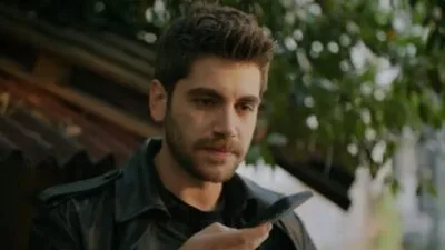 Emre Bey, Kuruluş Osman dizisindeki Şehzade Orhan rolündeki performansı ile