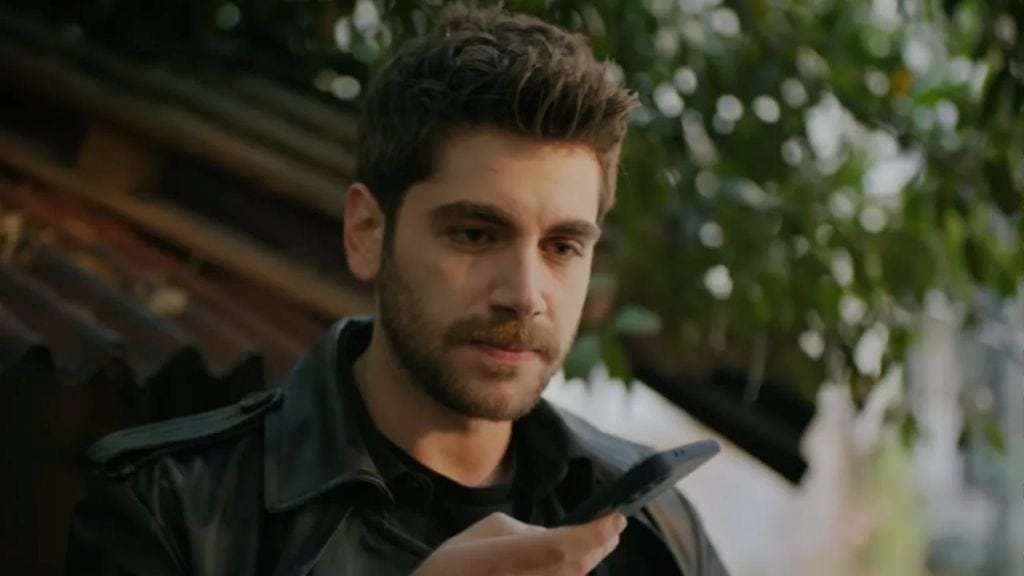 Emre Bey, Kuruluş Osman dizisindeki Şehzade Orhan rolündeki performansı ile