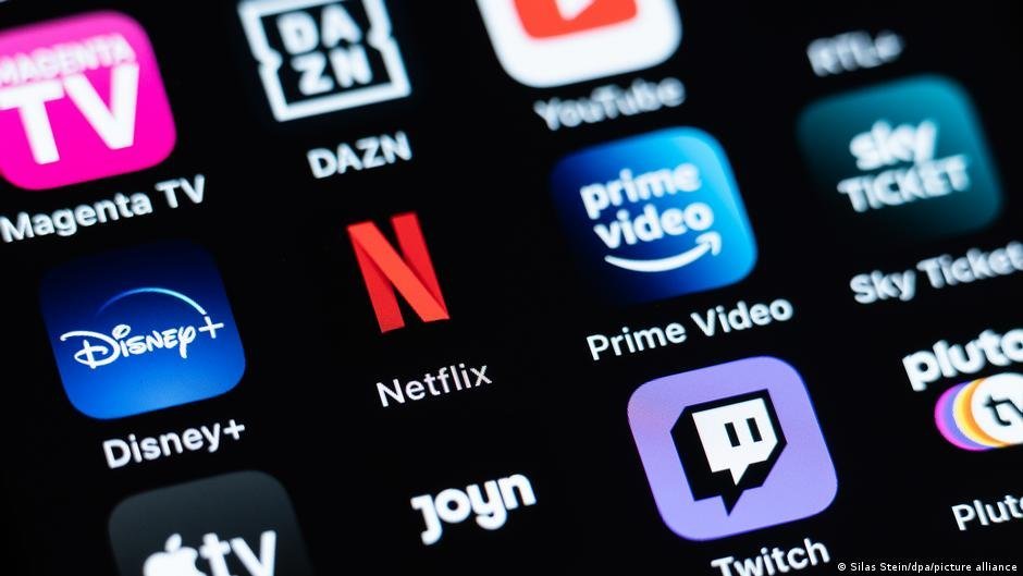 Digital tax crisis with US-Turkey bypass move, impacting international trade.
